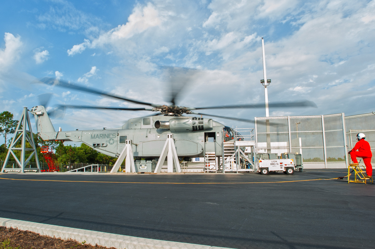 Premiers tours de rotor pour le CH-53K de Sikorsky