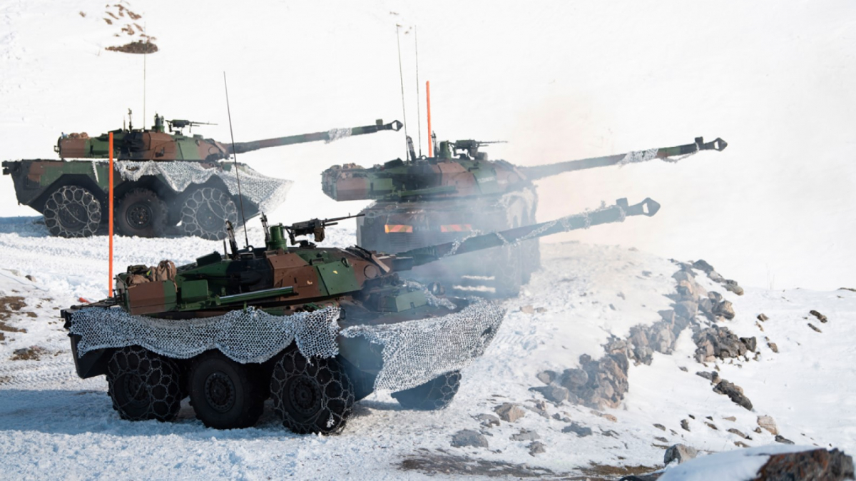 La France va livrer des blindés Bastion et AMX-10 RC à l'Ukraine