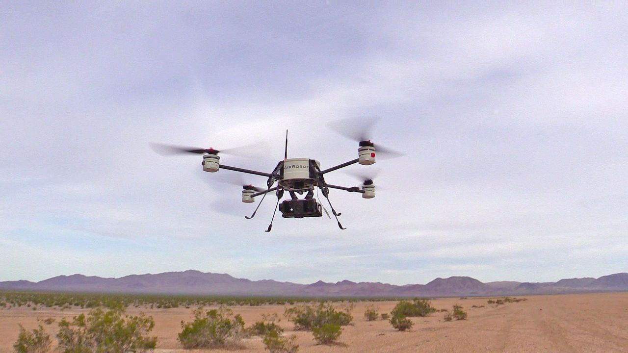 Drones baladeurs : trois projets à l'essai sur la base de Villacoublay