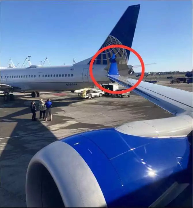 United Airlines : deux Boeing 737 entrent en collision