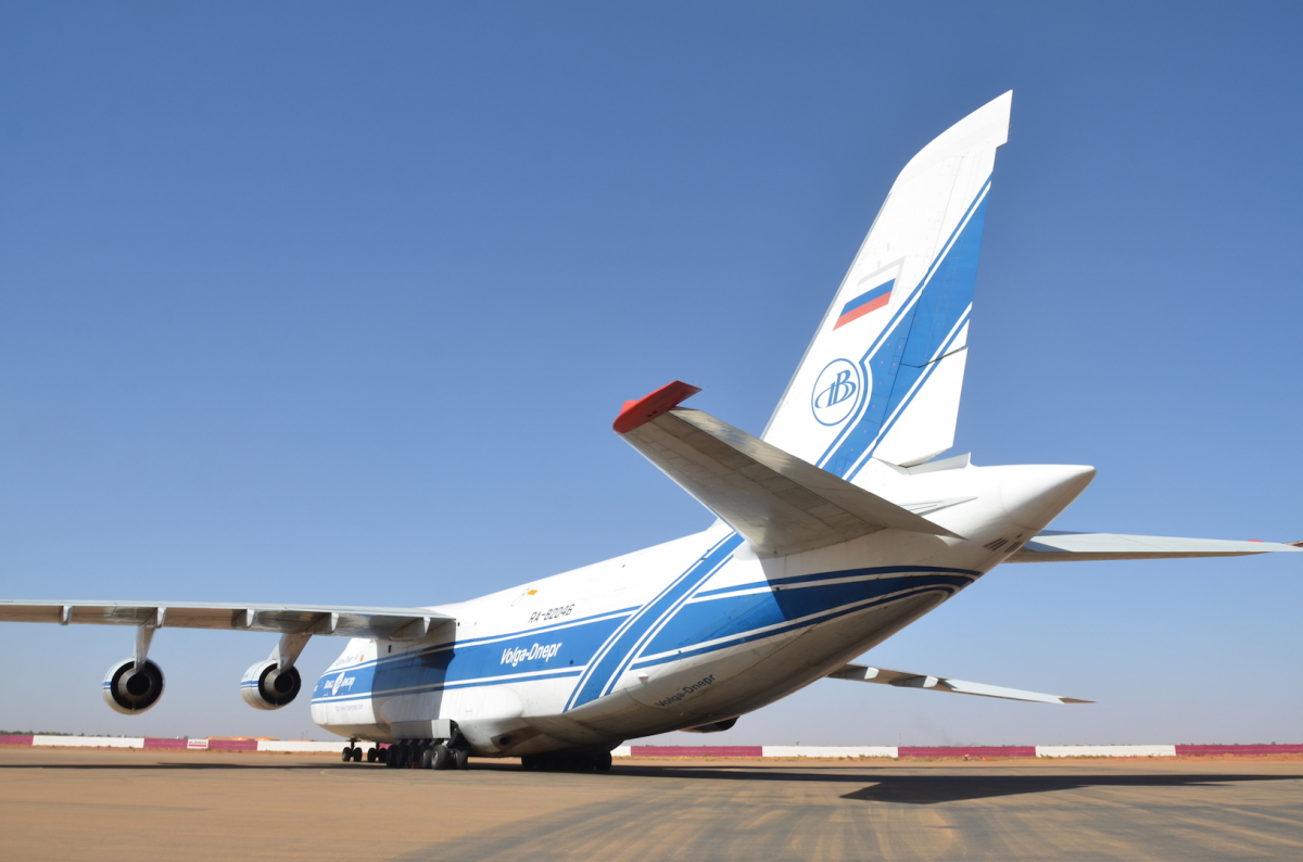 Ukraine : la Russie va mettre la main sur le parc d'Antonov An-124
