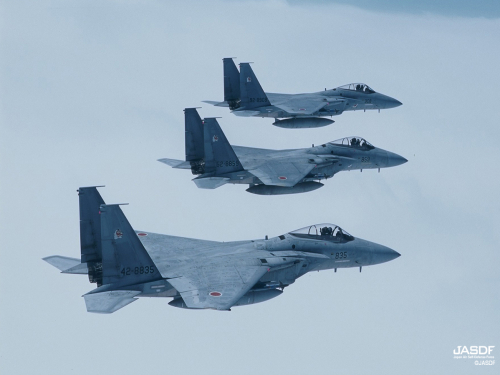 Le Japon déploie 20 F-15 supplémentaires pour l'archipel de Senkaku