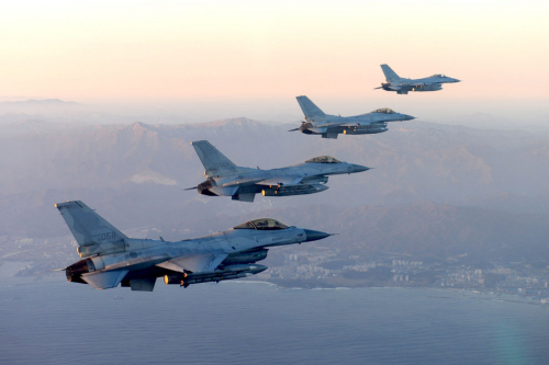 Lockheed Martin va moderniser les F-16 coréens