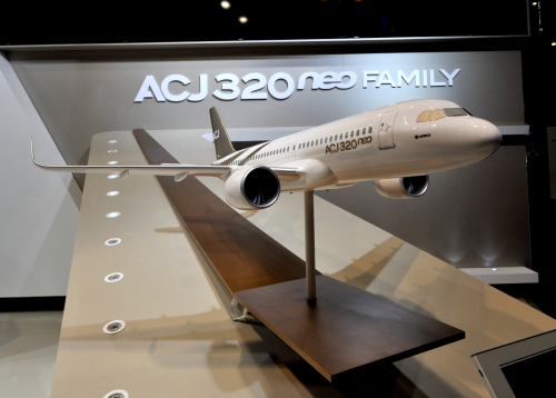 Ebace 2015 : Airbus lance l'ACJneo