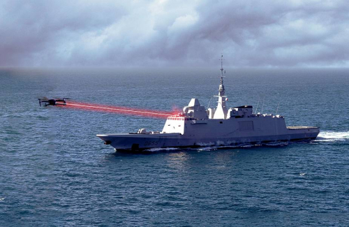 La Marine testera la tourelle laser Helma-P de CILAS