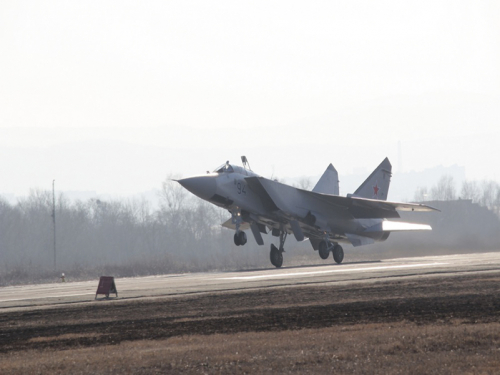 La Russie suspend les vols de MiG-31