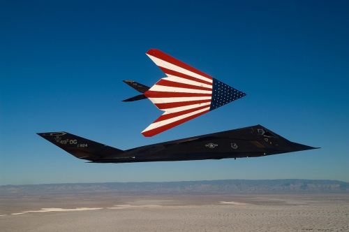 Nouveaux vols du F-117 mais le secret persiste !