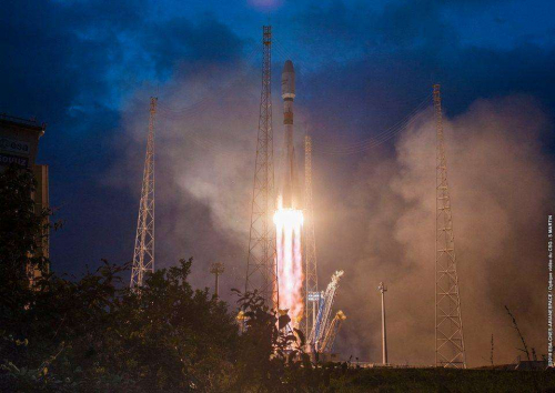 Les six premiers satellites OneWeb lancés de Guyane