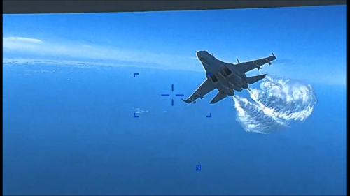 Vidéo de la collision en mer Noire : le Su-27 mis en cause