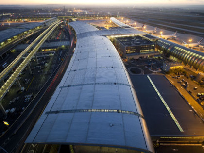 Redevances aéroportuaires : plainte groupée contre la France