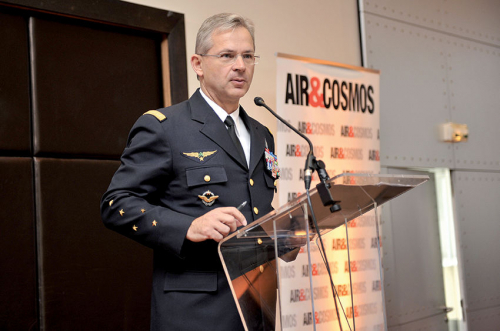 Le général Denis Mercier aux Conférences Air & Cosmos