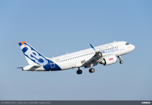 Premier vol d'un Airbus A319neo avec 100 % de carburant durable