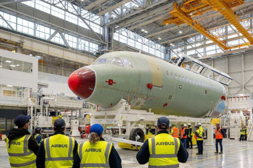Airbus : le carnet de commandes a dépassé les 8 000 avions