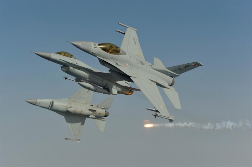 Bahreïn modernise sa force aérienne
