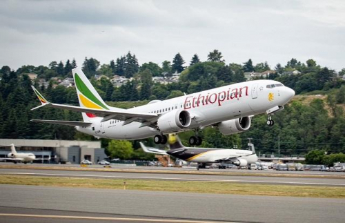Crash avion : un deuxième Boeing 737 MAX 8 s'écrase