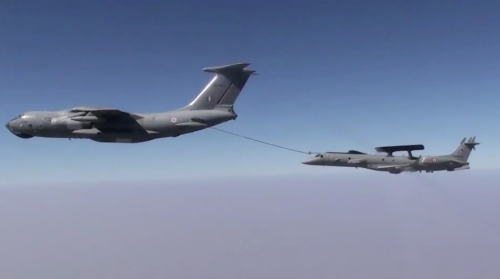 Indian AF reports in-flight refuelling success