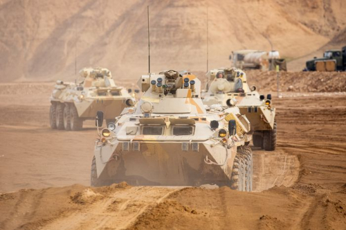 Plus de 1500 militaires russes, ouzbeks et tadjiks mèneront un exercice à la frontière afghane