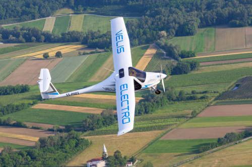 La Bretagne pousse l'avion électrique