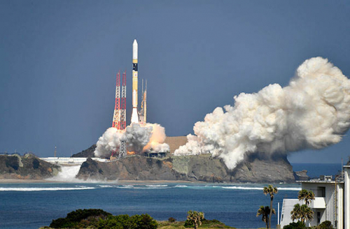 Japan launches GOSAT-2 and UAE's KhalifaSat