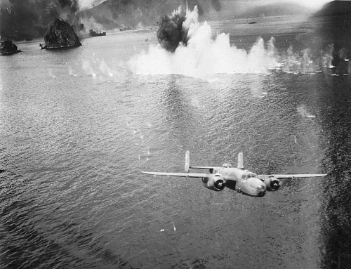 Il y a 75 ans... premier vol du North American B-25