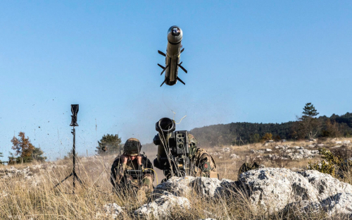 Confirmation : la France a livré des missiles antichars dernière génération Akeron à l'Ukraine