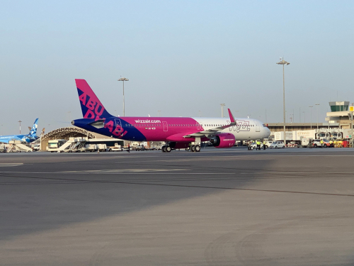 Wizz Air Abu Dhabi se prépare pour Athènes