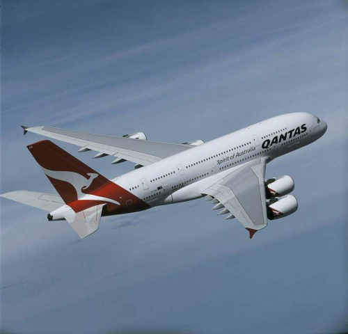 Qantas reports second-highest profit for FY17