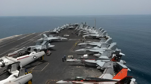 Dernier déploiement en mer du F/A-18C/D Hornet