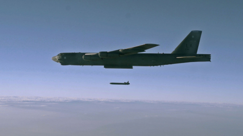 L'US Air Force teste ses missiles AGM-86B