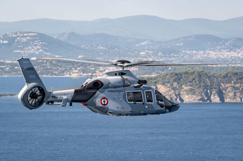 Défense : les Airbus H160 de la Marine accumule les heures de vol