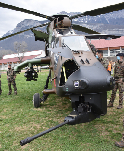 Défense : comment l'Armée de Terre valorise les Tigre du 5e RHC