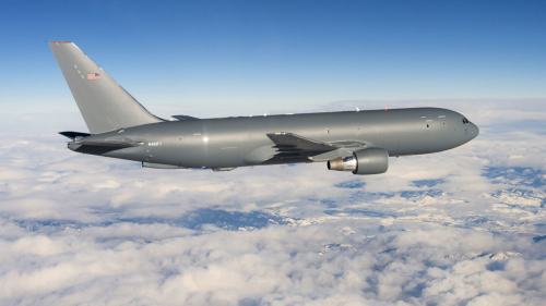 Problèmes à répétition pour l’avion-ravitailleur KC-46 « Pegasus » de Boeing.