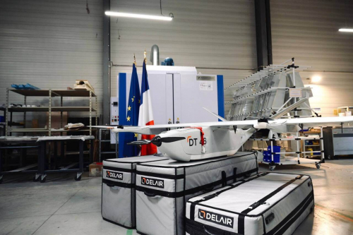 "Ces drones résistent au brouillage" : la France livre 150 nouveaux drones d'observation en Ukraine ainsi que 100 drones suicides