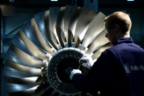 Rolls-Royce confie la production de ses harnais moteurs du Pearl 15 à Latécoère