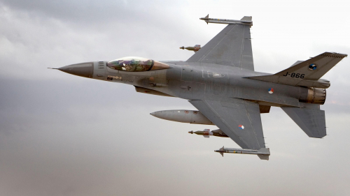 Les Pays-Bas envisagent sérieusement l'envoi de F-16 en Ukraine