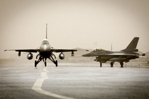 Les F-16 belges frapperont en Syrie