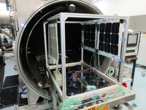 Thales Alenia Space validates Stratobus solar arrays