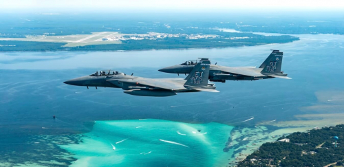F-15EX Eagle II franchit une étape cruciale en tests de missiles