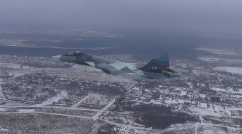La Russie lance la production en série du Su-57