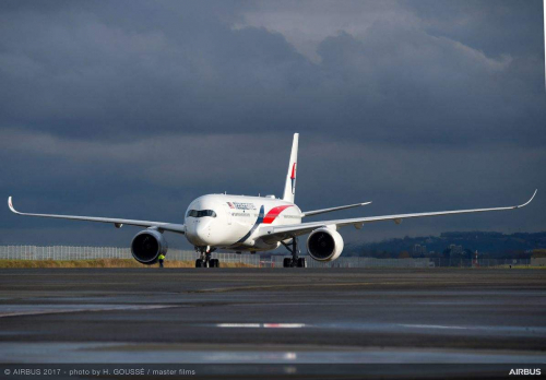 Malaysia Airlines gets first A350 XWB