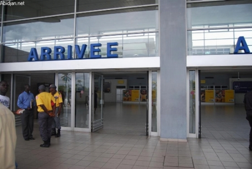 La Côte d'Ivoire réduit et supprime des taxes aéroportuaires
