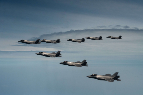 De nouveaux F-35 et des missiles SM-6 pour la Corée du Sud