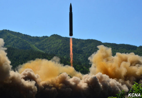 La Corée du Nord aurait réussi un tir de missile balistique intercontinental