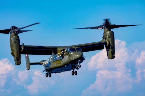 Faute d'Osprey, le cortège présidentiel américain obligé de voler sur CH-53E