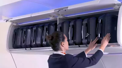 Bagages à main dans les avions : les États-Unis veulent aussi faire le ménage