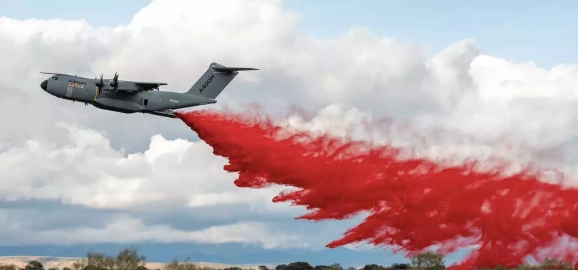 Airbus modernise le kit prototype de lutte contre les incendies de l'A400M