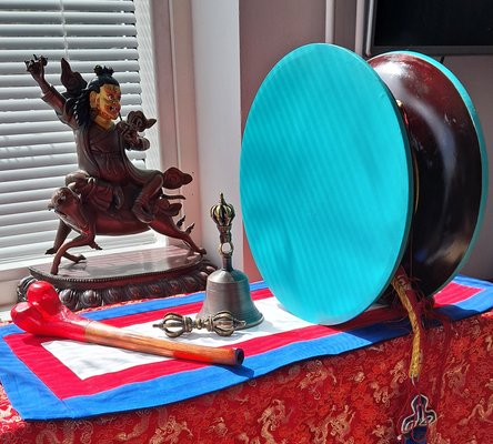 Drala Thang: instruments