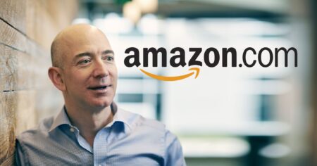 Ο κ. Amazon Τζεφ Μπέζος, που παραδίδει μαθήματα εκμετάλλευσης των εργατών, ο πλουσιότερος άνθρωπος στον κόσμο