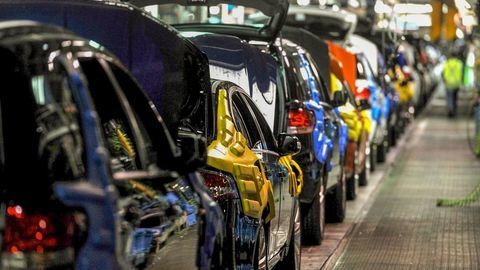 Thumb new ford cars on the assembly line in broadmeadows data