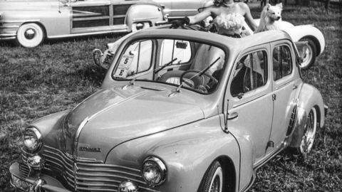 Thumb renault 4 cv open roof 1950